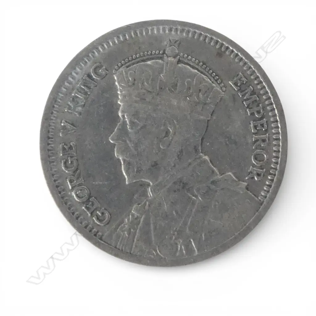 NZ 1935 THREEPENCE COIN King George V. Note: Only just over 40,000 minted Image 1++