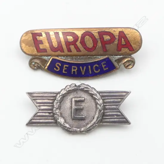 2 COLLECTABLE BADGES: WWII SILVER WAR PRODUCTION AWARD PIN + 'EUROPA SERVICE' enamelled BADGE
