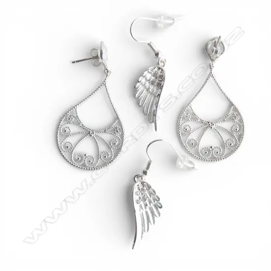 2PRS OF SILVER HANGING STYLE EARRINGS