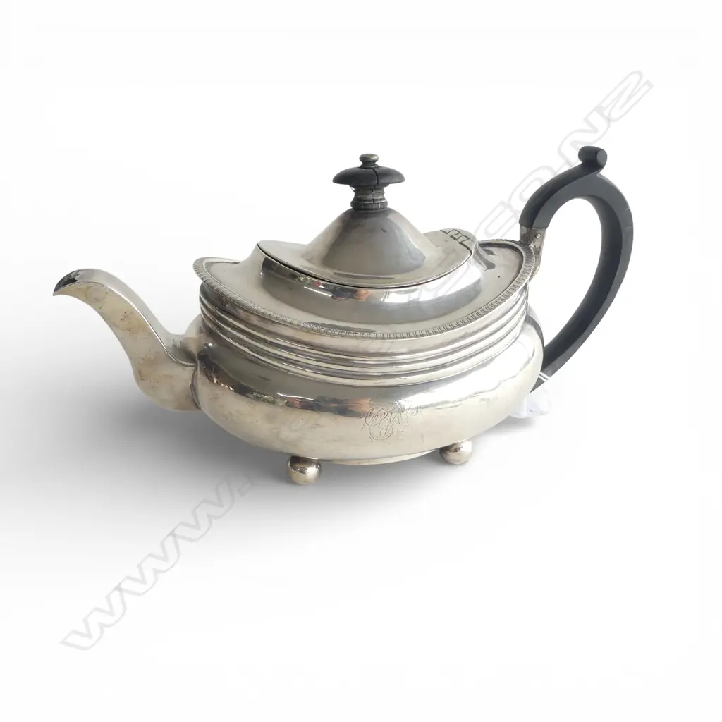 STG SILVER TEAPOT, LONDON 1813 482gms Image 1++