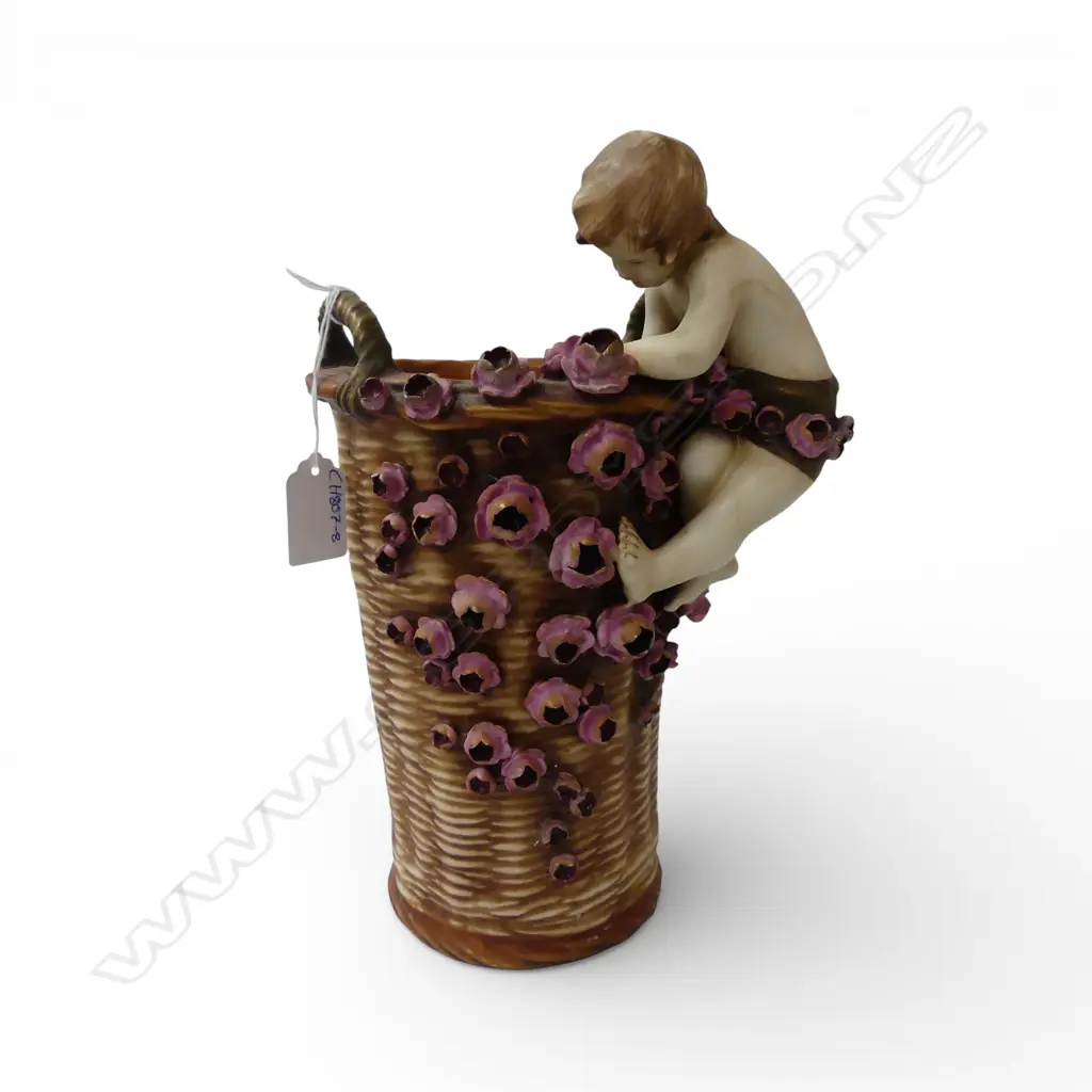 AMPHORA FLOWER BASKET VASE H.280mm Image 1++