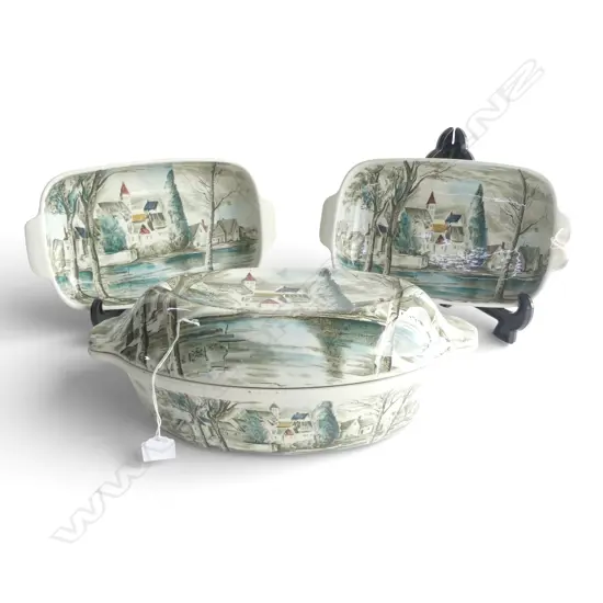 MID CENTURY LIDDED TURREEN L320 & 2 DISHES L290 DREAM TOWN PAT