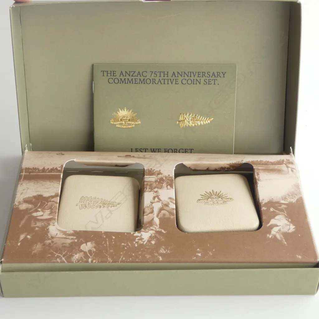 ANZAC COMMEMORATIVE 1990 75th ANNIVERSARY COIN SET Image 1++