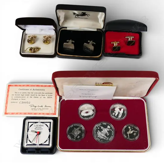 5 SEOUL 1988 OLYMPICS COINS (3 STG 67gms), 3 PRS CUFFLINKS, TRAVELLING CLOCK, ALL CASED