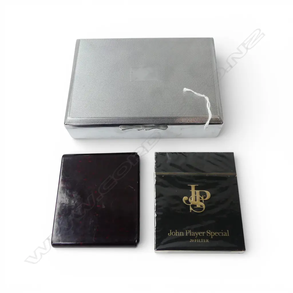 VINTAGE BAKELITE CIGARETTE CASE + JOHN PLAYER CIGARETTES + CIGARETTE BOX Image 1++
