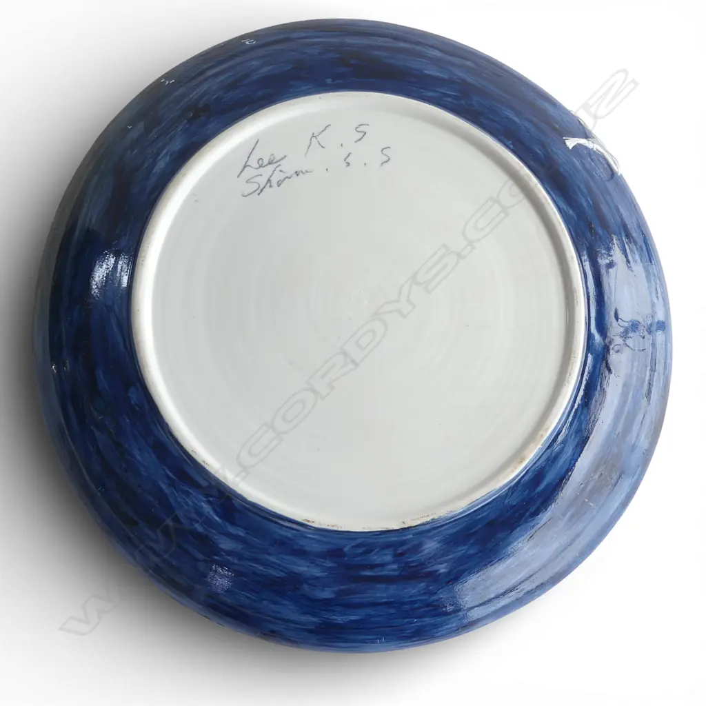 KEUM SUN LEE PAINTED FLORAL CHARGER, Dia.340mm sml frits to rim Image 1++