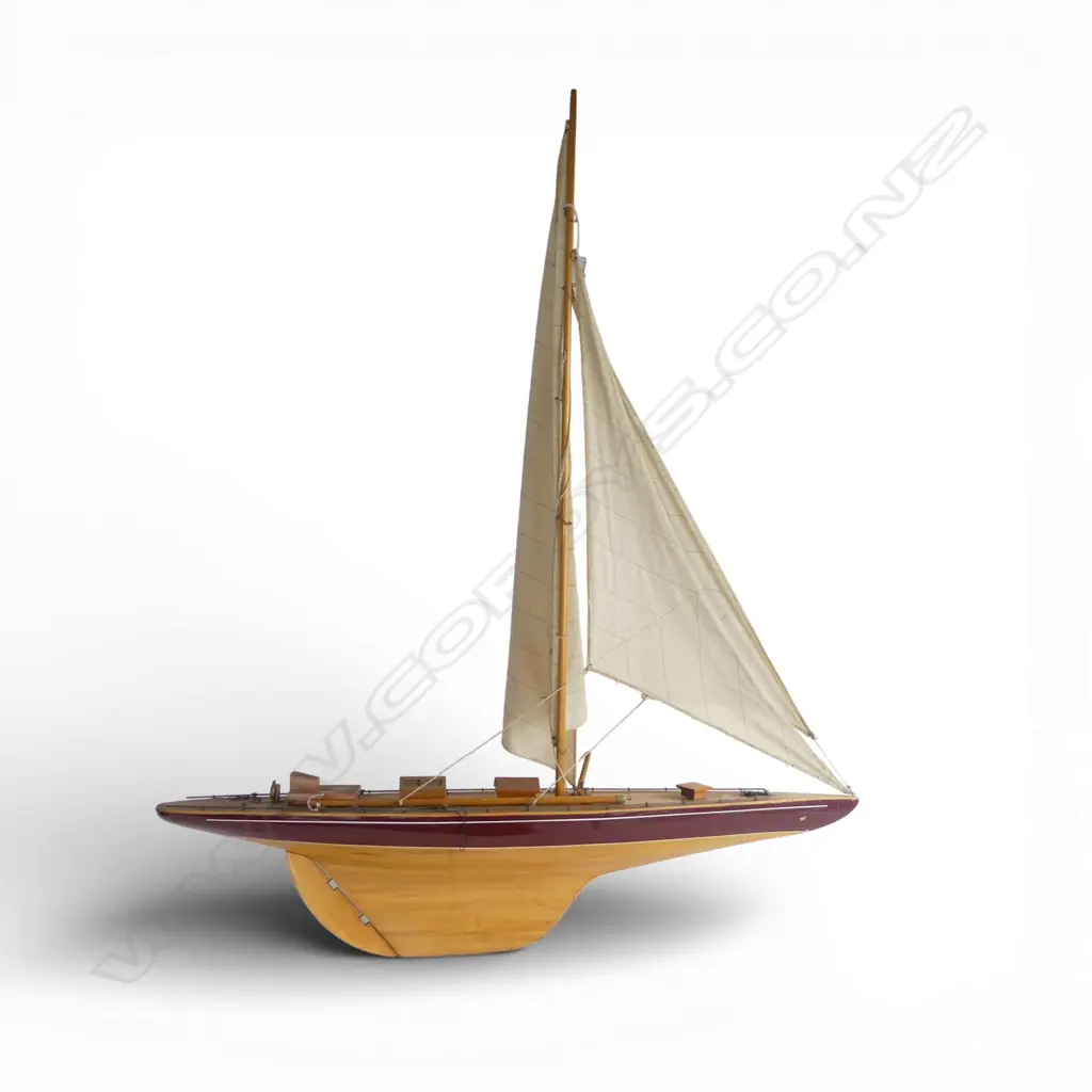 MODEL YACHT H.1200mm L.910mm Image 1++