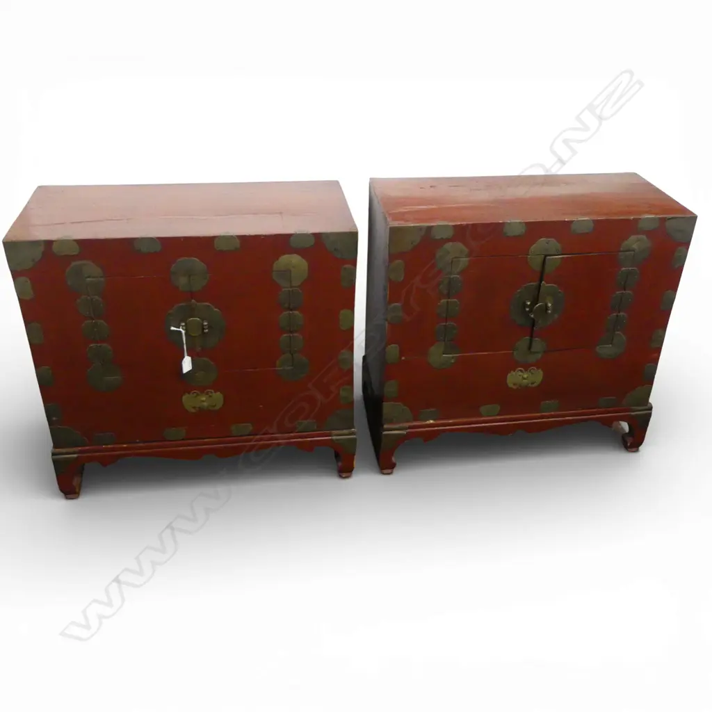 PR ORIENTAL RED LACQUER BEDSIDE CABINETS ON STANDS 710x335x660mm Image 1++