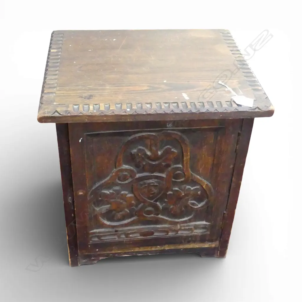 CARVED WOODEN BOX W.430mm Image 1++