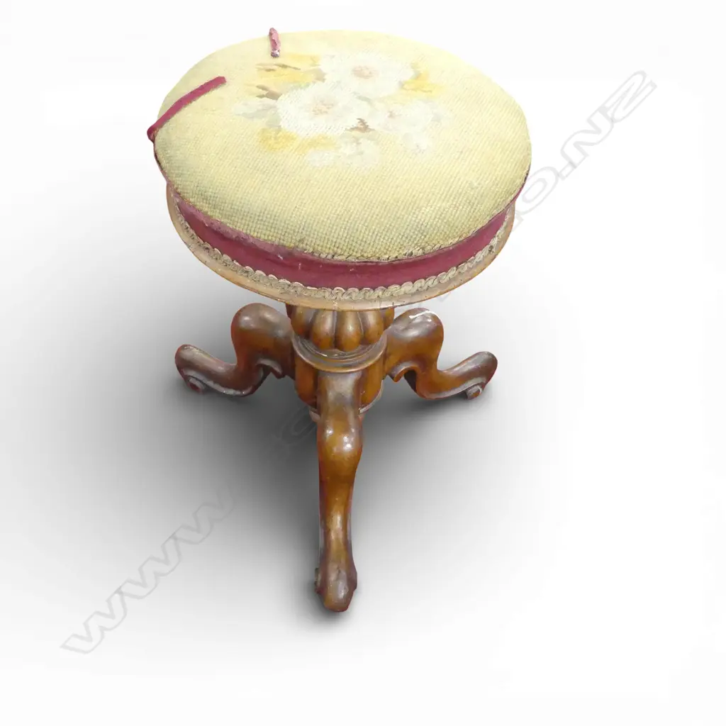 ANTIQUE NEEDLEPOINT PIANO STOOL H.480mm Image 1++