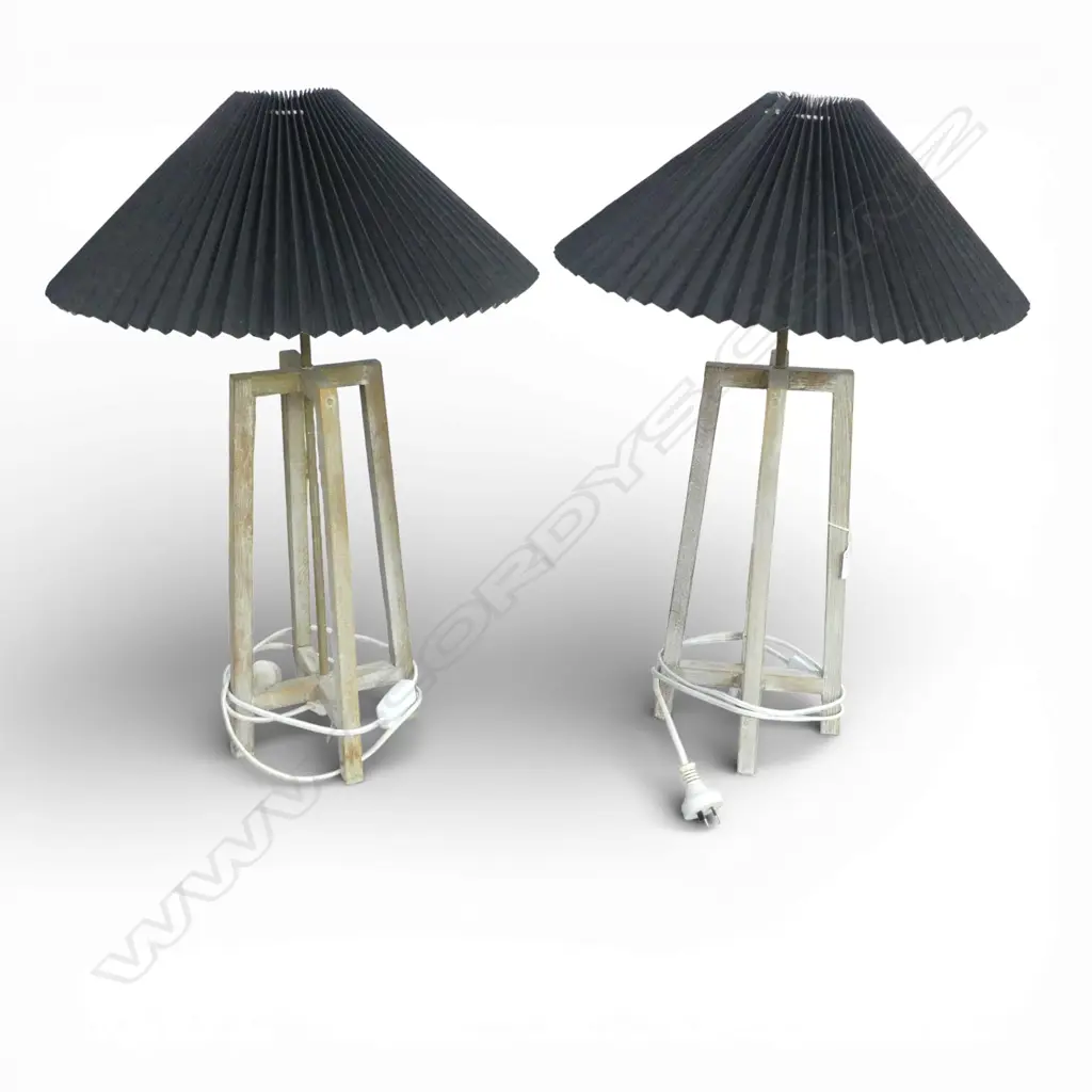 PR TABLE LAMPS pleated shades H.650mm Image 1++