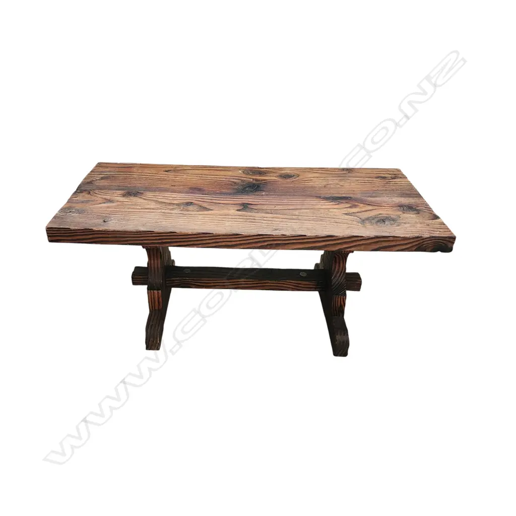 VINTAGE SOLID OAK JACOBEAN STYLE COFFEE TABLE Image 1++
