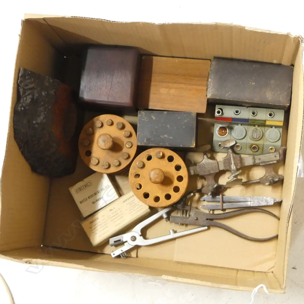 BOX OF VINTAGE WATCH MAKERS TOOLS ETC Image 1++
