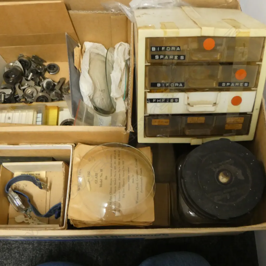 BOX LOT WATCH & CLOCK PARTS FACES ETC Image 1++