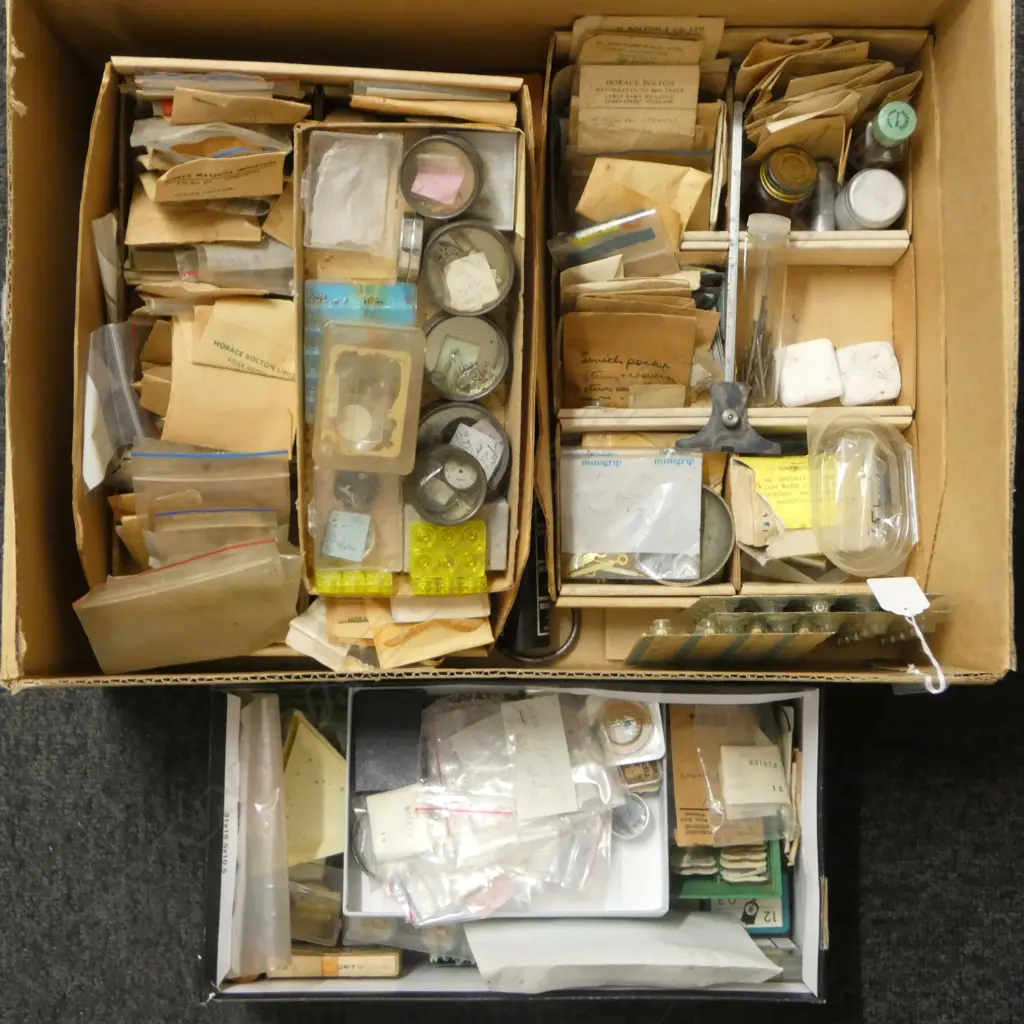 BOX OF VINTAGE WATCH PARTS ETC Image 1++