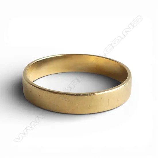 VINTAGE 18ct YELLOW GOLD BAND RING 3.1gms SIZE S