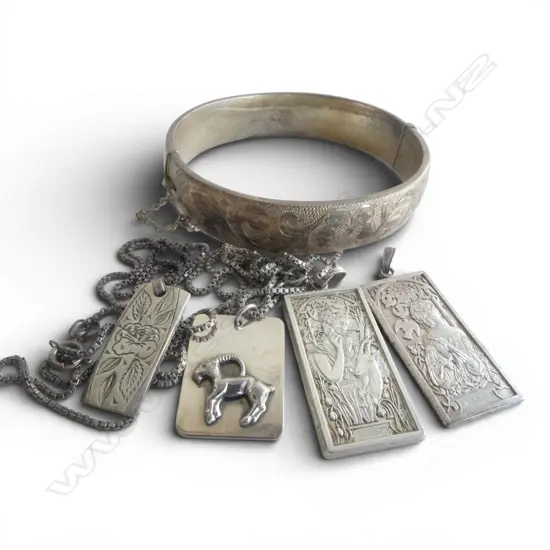 STG SILVER JEWELLERY; BANGLE & 4 PENDANTS (2 ON CHAINS) 52gms