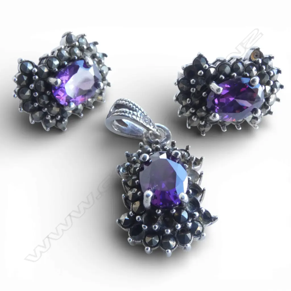 STG SILVER, AMETHYST & MARCASITE EARRING & PENDANT SET some stones missing Image 1++