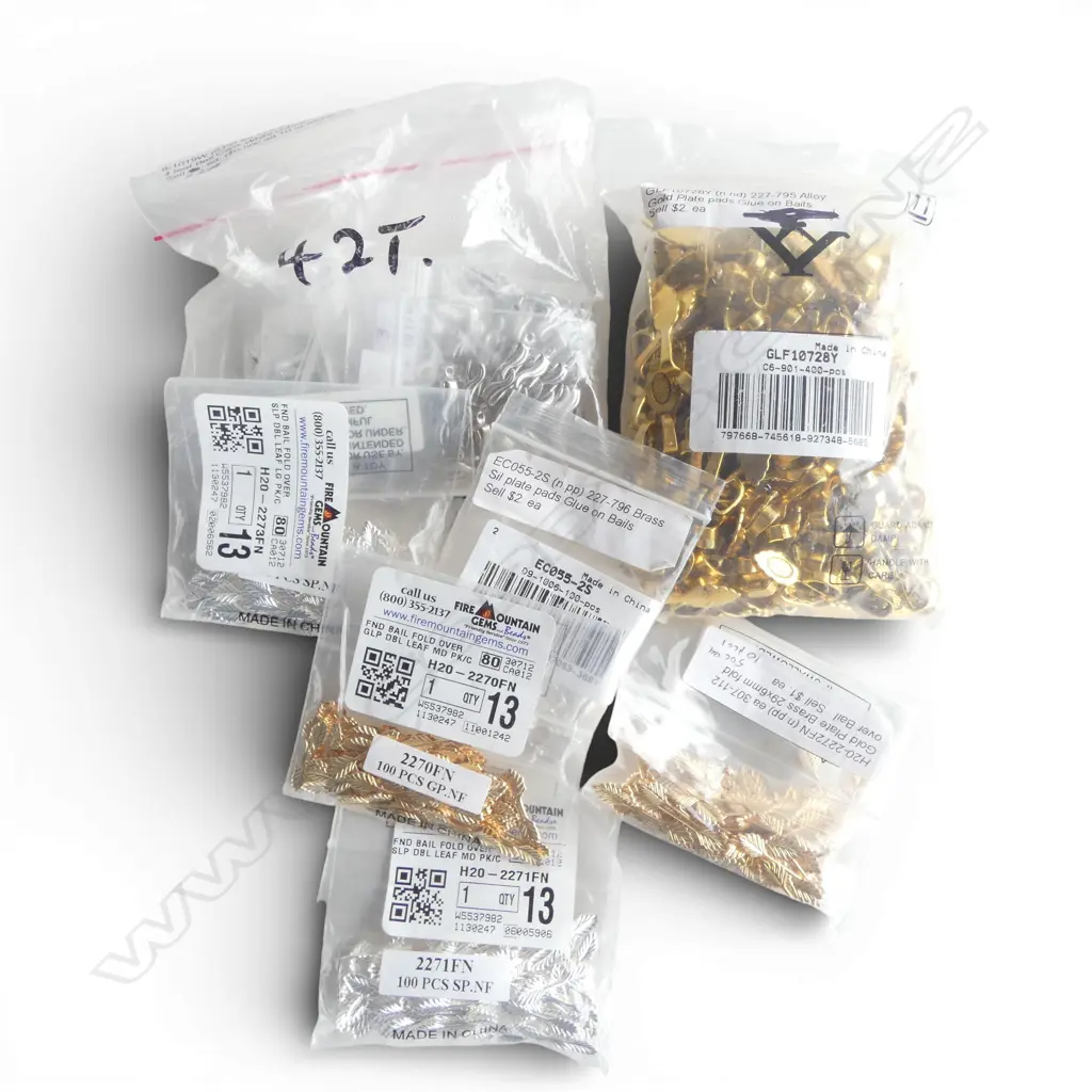 QUANTITY ASST. PLATED PENDANT BAILS & BELL CAPS Image 1++