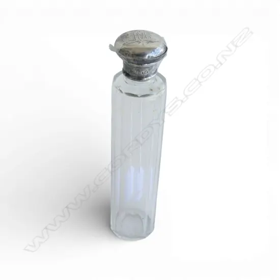 STG SILVER TOPPED BOTTLE 8gms H.170mm cap faulted