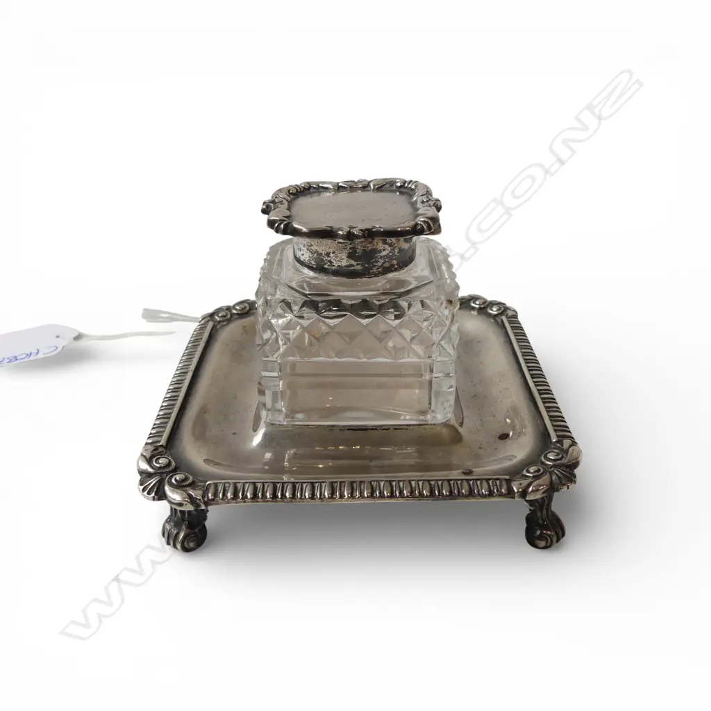 STG SILVER CAP INKWELL ON STAND, LONDON 1900 stand weight 81gms Image 1++