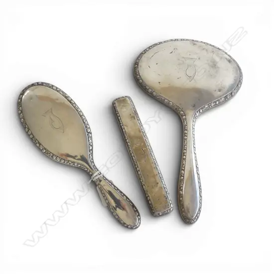 3 PCE 800 SILVER DRESSING SET, FAULTS - MIRROR MISSING
