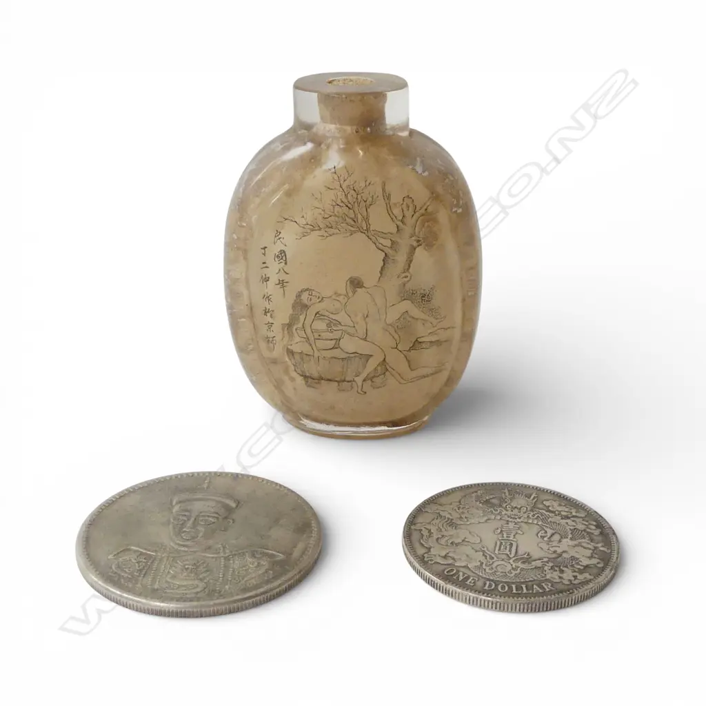 2 CHINESE COINS + CHINESE 'SHUNGA' SCENT BOTTLE Image 1++