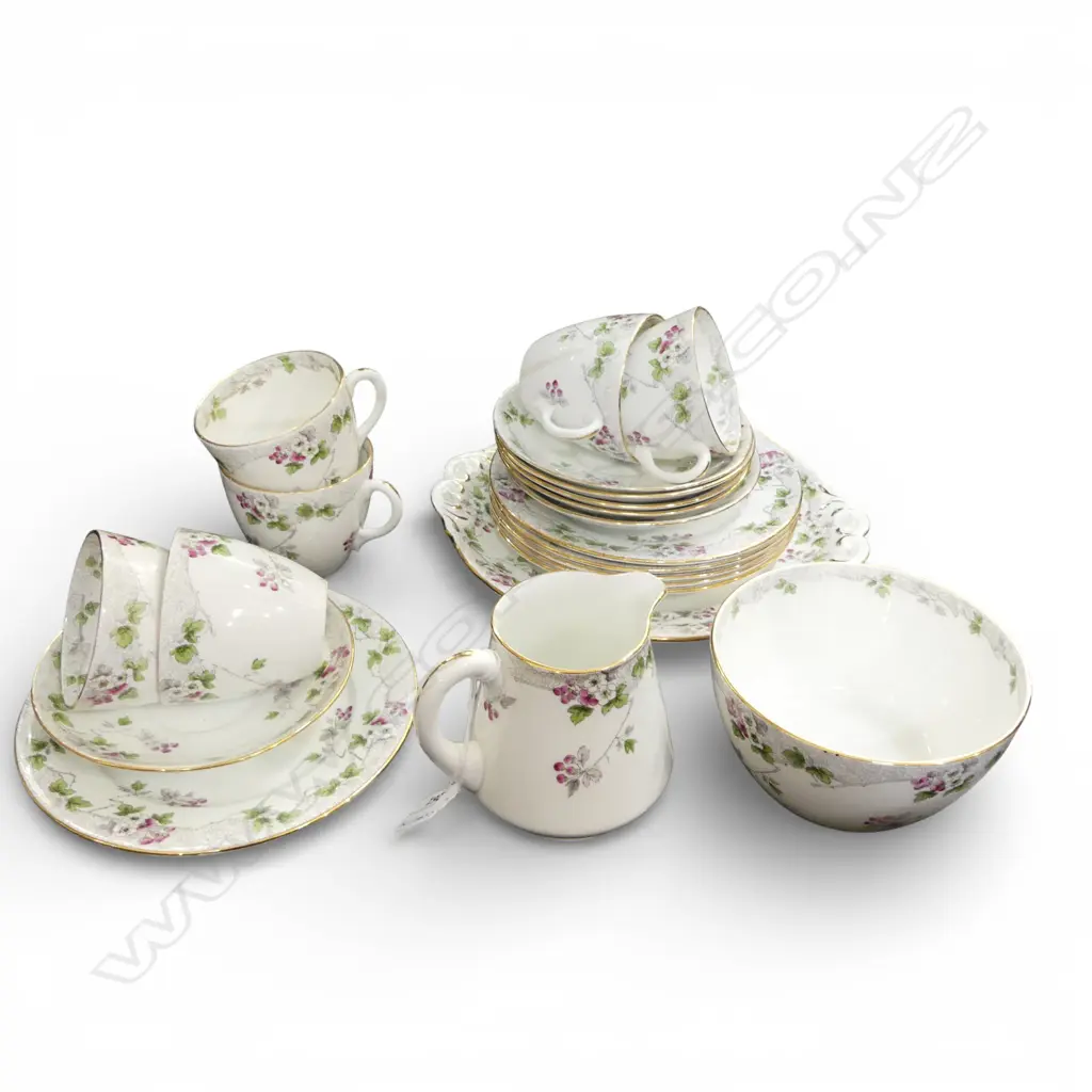 SHELLEY CHINA TEASET CAKE PLATE C/SUGAR CRACK TO SUGAR & 6CSPS PINK BLOSSOM PAT Image 1++
