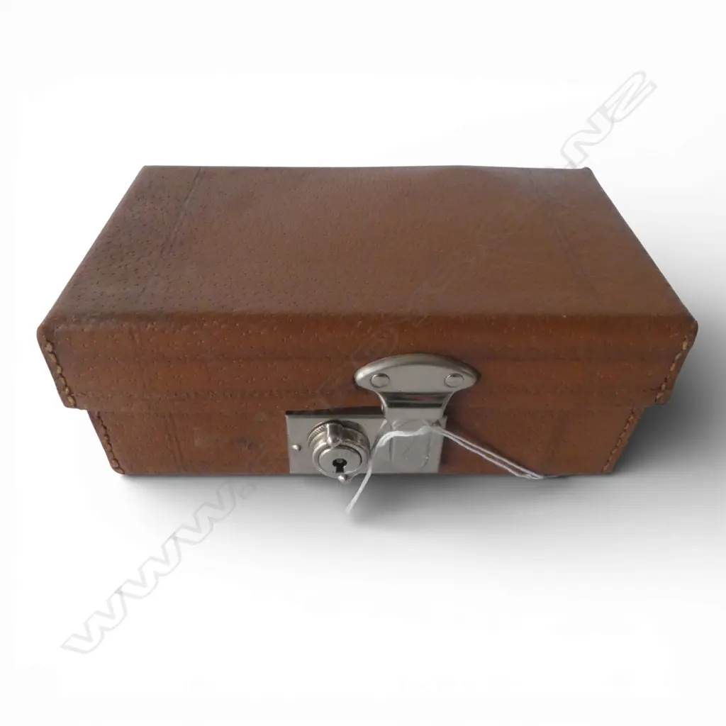 VINTAGE PIG SKIN LEATHER CASE with 21 NZ UNC $1 COINS + OTHER COINS in cylinder cases Image 1++