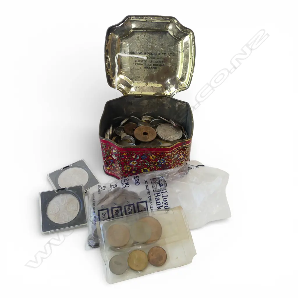 GEORGE W. HORNER AND CO SWEET TIN CONTAINING ASSORTED WORLD COIN COLLECTION Image 1++