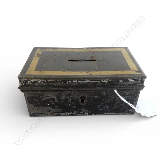 OLD MONEY BOX with OLD MAINLY COPPER COIN COLLECTION: Otterman Empire 40 Para + Indian 3 Dokda + Half Anna etc