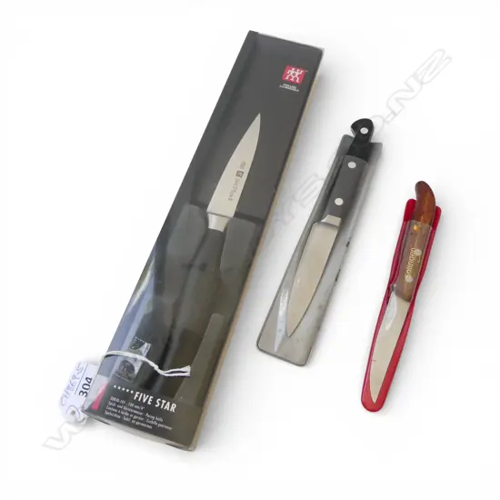3 SMALL KITCHEN KNIVES