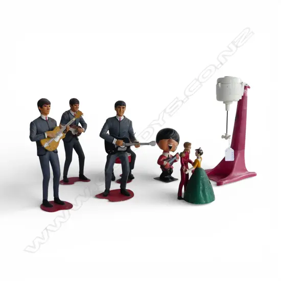 7 PCES;  5 BEATLES FIGURINES (4 BY REVELL 1964), TRI-ANG MILK SHAKE MACHINE H.270mm, DISNEY DANCING COUPLE - FAULTS
