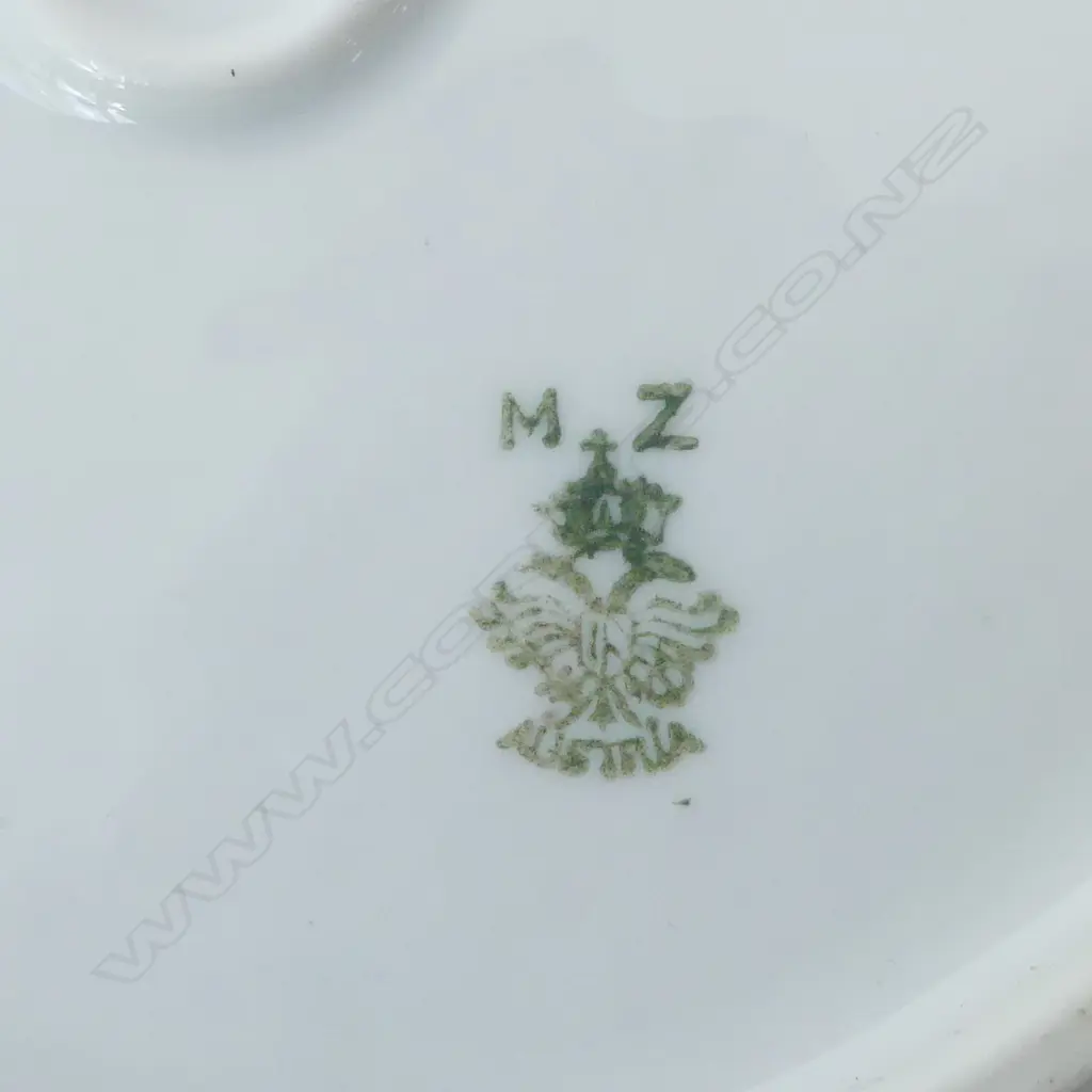 SET OF ANTIQUE AUSTRIAN PLATES + BOWL Dia.260mm Image 1++