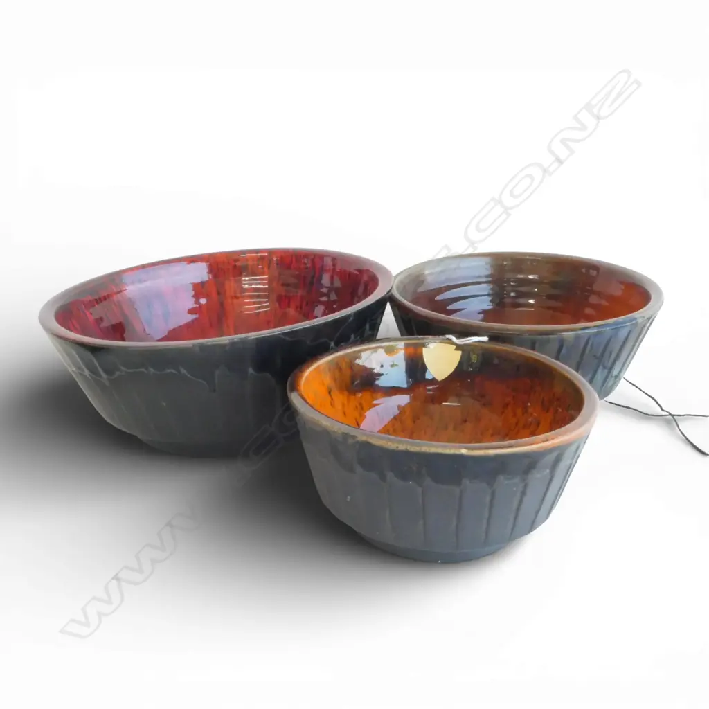 3 RETRO STUDIO POTTERY BOWLS BY ERNST DENMARK 225 - 150mm dia Image 1++