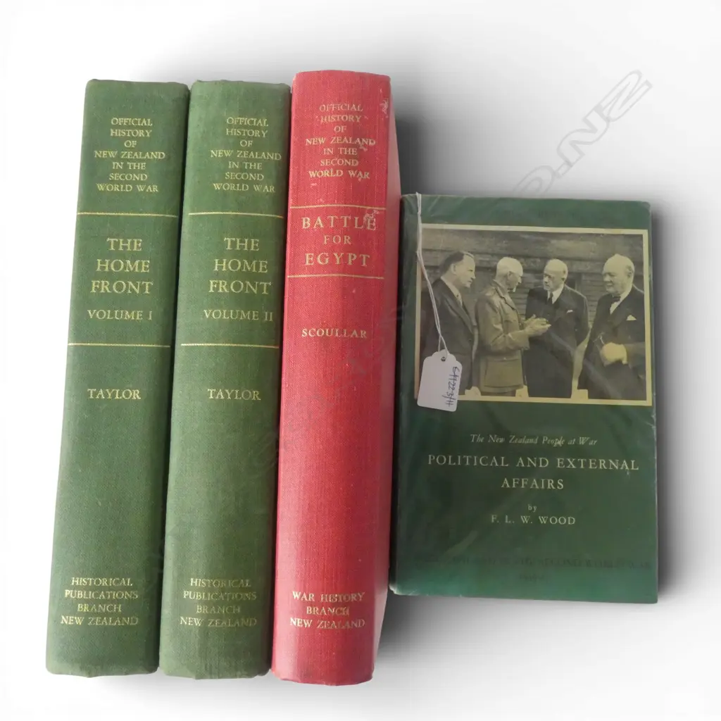 4 VOLS. OFFICIAL HISTORY OF NZ IN THE 2ND WORLD WAR; 2x HOME FRONT, POLITICAL, EGYPT Image 1++