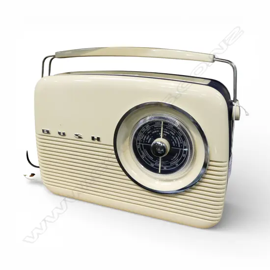 'RUSH' VINTAGE STYLE RADIO H.270mm W.340mm