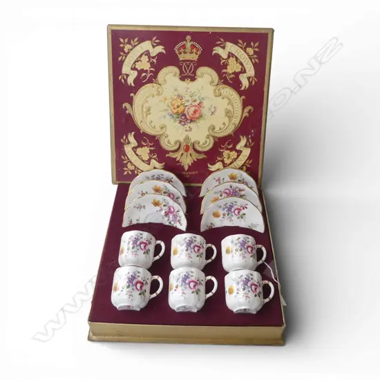 CORWN DERBY BOXED SET 
