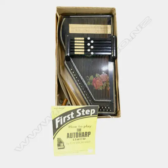 BOXED 'FIRST STEP' AUTOHARP WITH MANUAL by E.H. WICKHAM