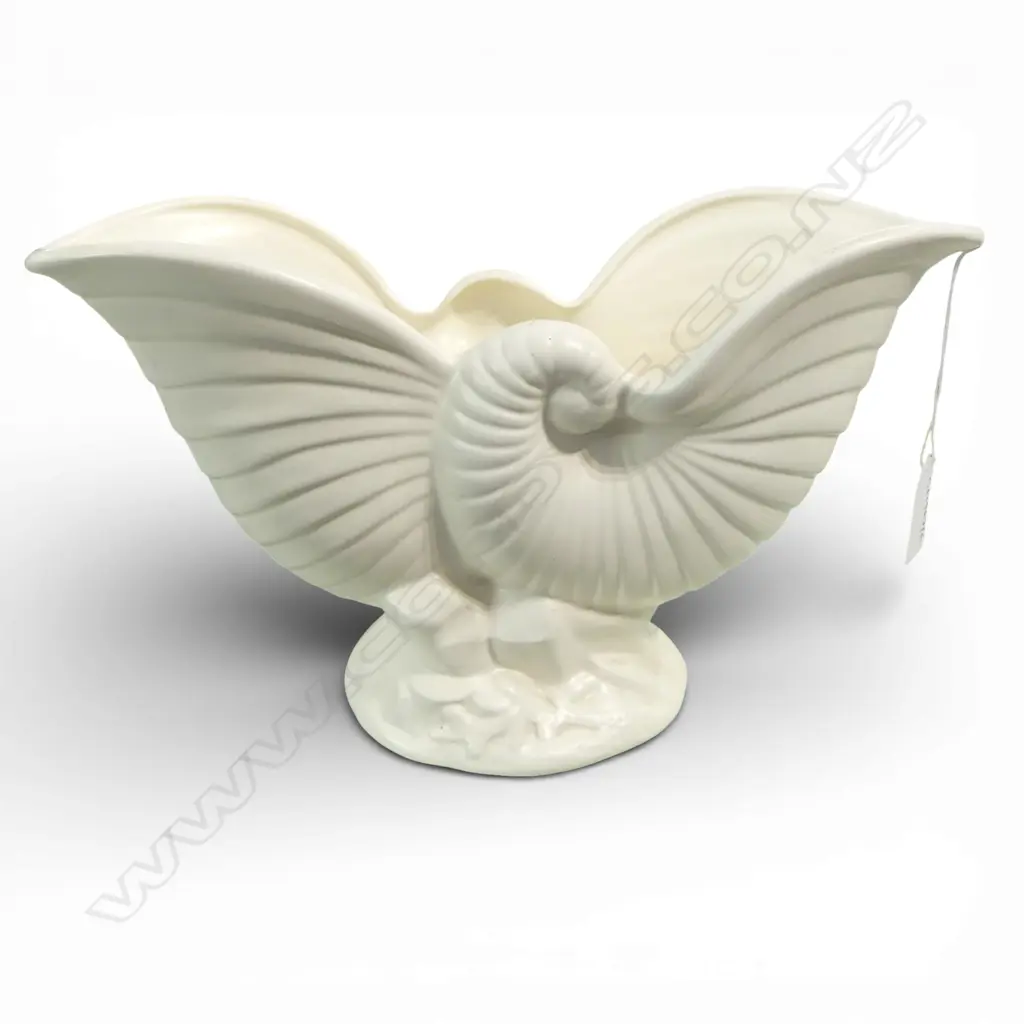 CROWN LYNN NAUTILUS VASE #550 W.295mm Image 1++