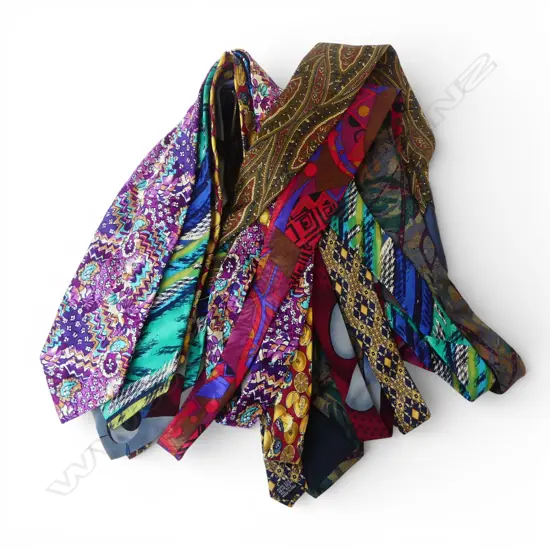 COLLECTION COLOURFUL SILK TIES