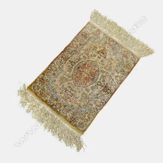 HAND KNOTTED SILK RUG 445x315mm