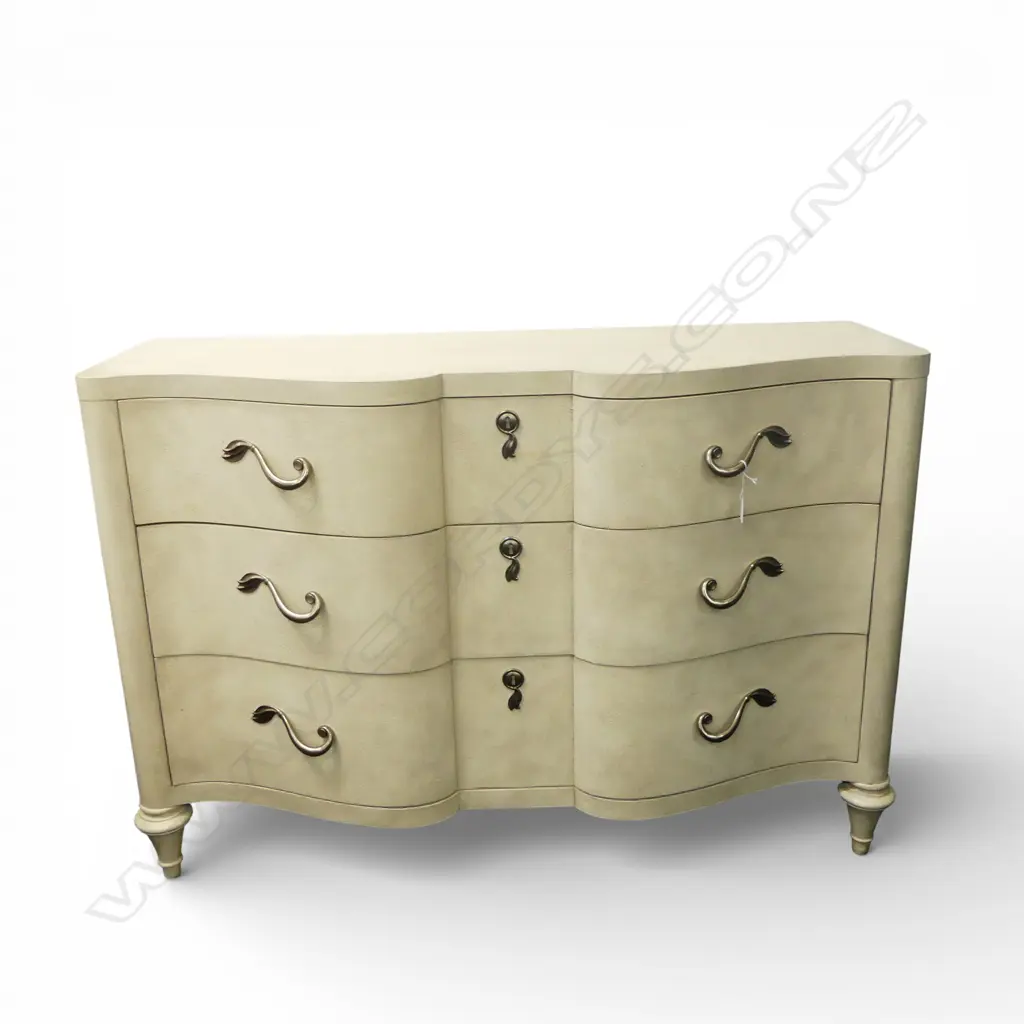 FRENCH STYLE SERPENTINE FRONT CHEST OF DRAWERS 1325x485x920mm Image 1++