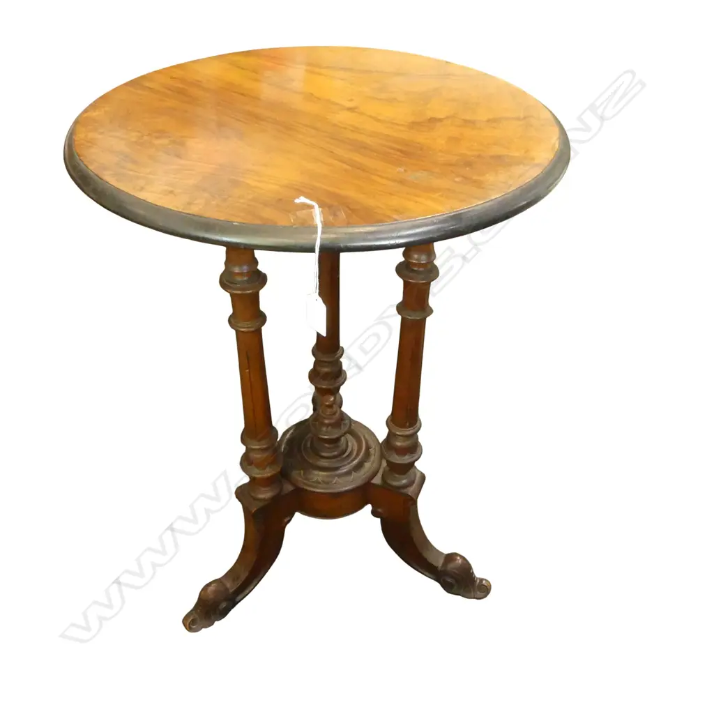 VICTORIAN MAHOGANY SIDE TABLE H.720mm, 520mm dia Image 1++