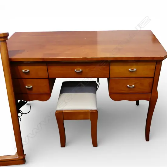 DRESSING TABLE w. MIRROR & STOOL 1100x500x750mm MIRROR 930x700mm