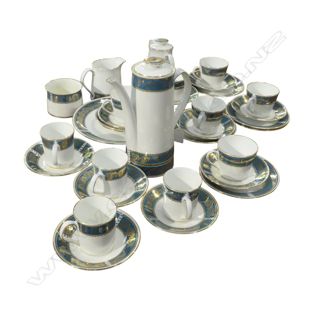 ELIZABETHAN 'LUCERNE' PART TEA/COFFEE SERVICE  Image 1++