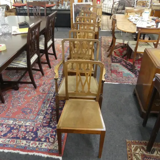 EIGHT MAHOGANY DINING CHAIRS (2 ARE CARVERS)