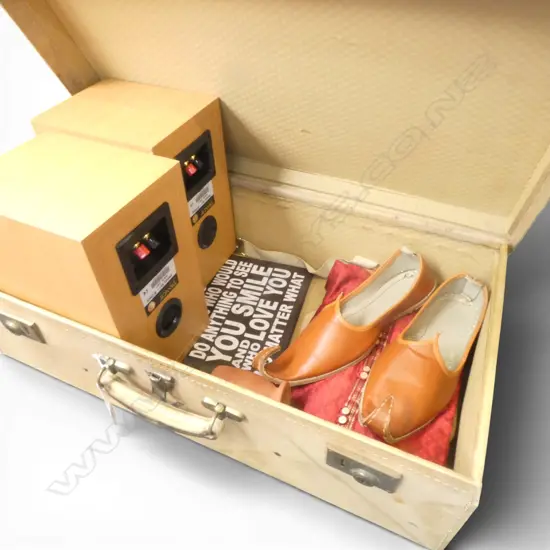 VINTAGE WHITE LEATHER SUITCASE W.710mm + ASST. CONTENTS