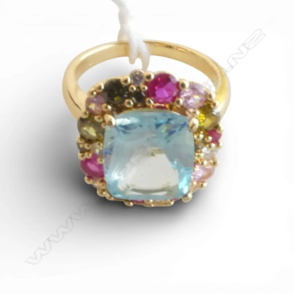 BLUE TOPAZ & SILVER GILT DRESS RING, 6.5ct, AIG CERT SIZE Q Image 1++