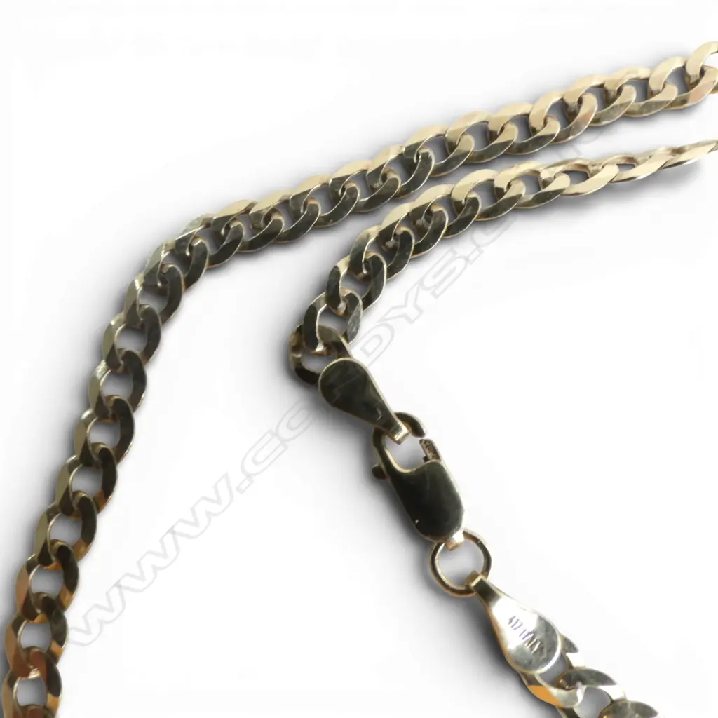 10ct YELLOW GOLD flat curb link NECK CHAIN. L.440mm. 5.5gms Image 1++